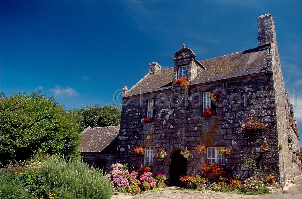 Brittany, France
(cod:France 32)